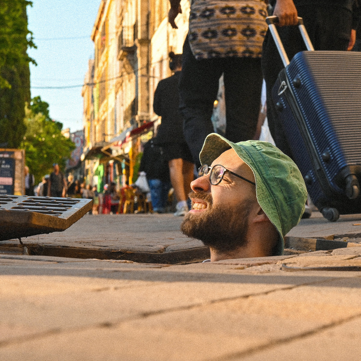 BLOOM BAT • What are you doing here